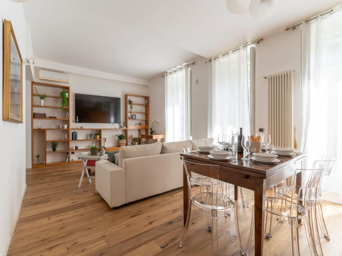 The Best Rent - Spacious Apartment Near Colonne S Lorenzo Mailand Exterior foto